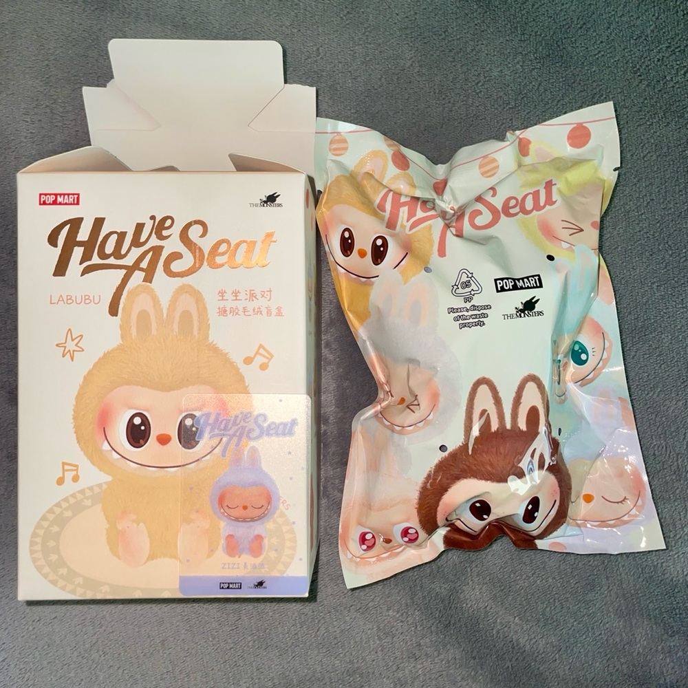 100% Authentic Labubu Have a Seat - Zizi (POP MART)